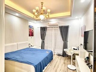 Bán gấp nhà gần học viện tài chính  mặt ngõ kinh doanh  ô tô vào hơn 9 tỷ