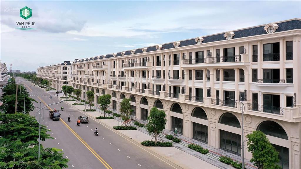 Vạn phúc city chủ cần bán gấp căn mặt tiền đinh thị thi (35m). giá 39,5 tỷ, sổ hồng.  0937 266 ***