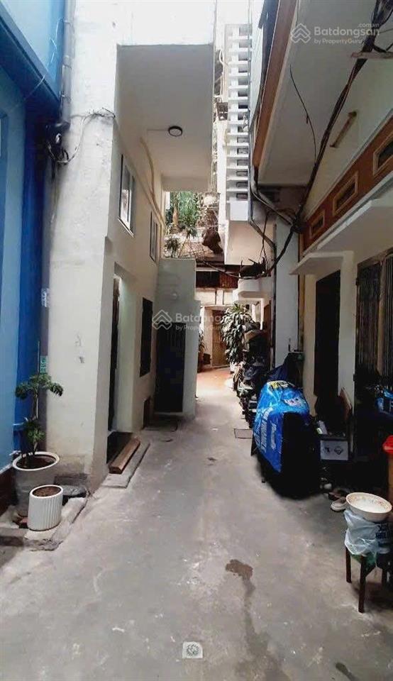 Bán nhà tại phố lò đúc, 3 tỷ, sd 32m2, 2pn + 1 wc. view mặt phố