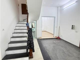 Nhà phố lê quý đôn 61m2 5tầng, 3 thoáng, ô chờ thang máy, ô tô đỗ cách nhà 10m, ba bước chân ra phố