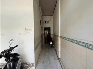 Bán gấp nhà hẻm ô tô sát mt luỹ bán bích dt 4.3x23m dtcn 98m2