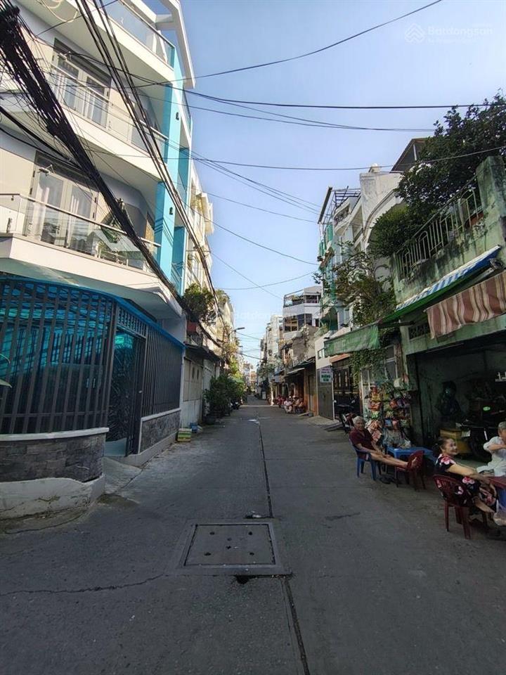 Bán gấp căn góc 2 mt hẻm xe tải q11 8pn tiện cải tạo chdv