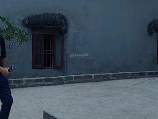 Chỉ 6xx tr sẵn nhà cấp 4 mới đẹp cách ql12b chỉ 200m kim bôi, hoà bình, giá rẻ để dành