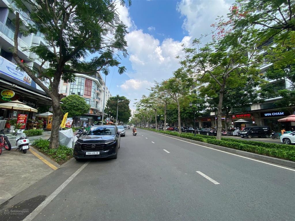 Duy nhất nhà mặt tiền nguyễn thị nhung, hoàn thiện nội thất giá 27,5 tỷ