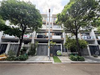 Bán nhà vạn phúc city, hoàn thiện có thang máy, sổ hồng riêng giá 21 tỉ tl