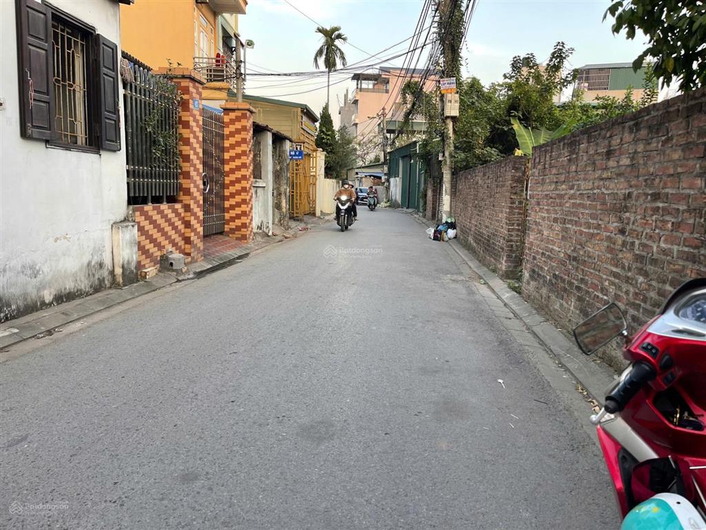 Bán đất cự khối cực đẹp, ô tô đỗ cửa, diện tích 58 m2, mặt tiền 6m, giá chỉ nhỉnh 5 tỷ