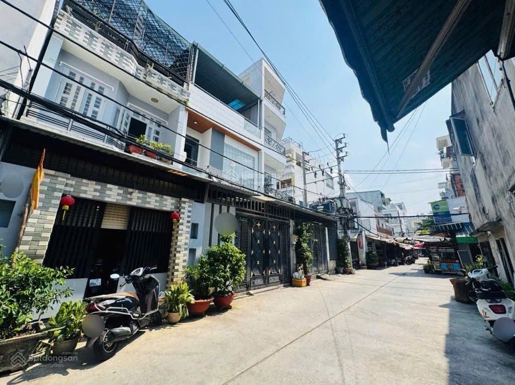 Nhà bình tân hẻm xe hơi thông kề bên aeon tân phú  3 tầng 58m2  hơn 5 tỷ