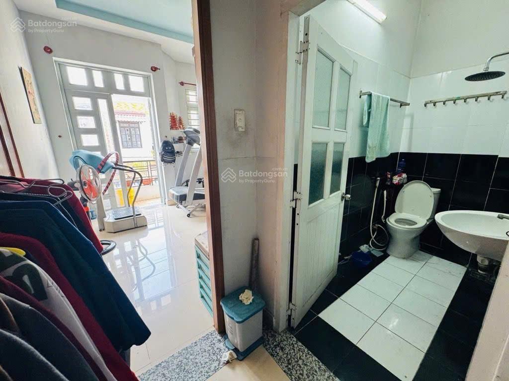 Nhà bình tân hẻm xe hơi thông kề bên aeon tân phú  3 tầng 58m2  hơn 5 tỷ
