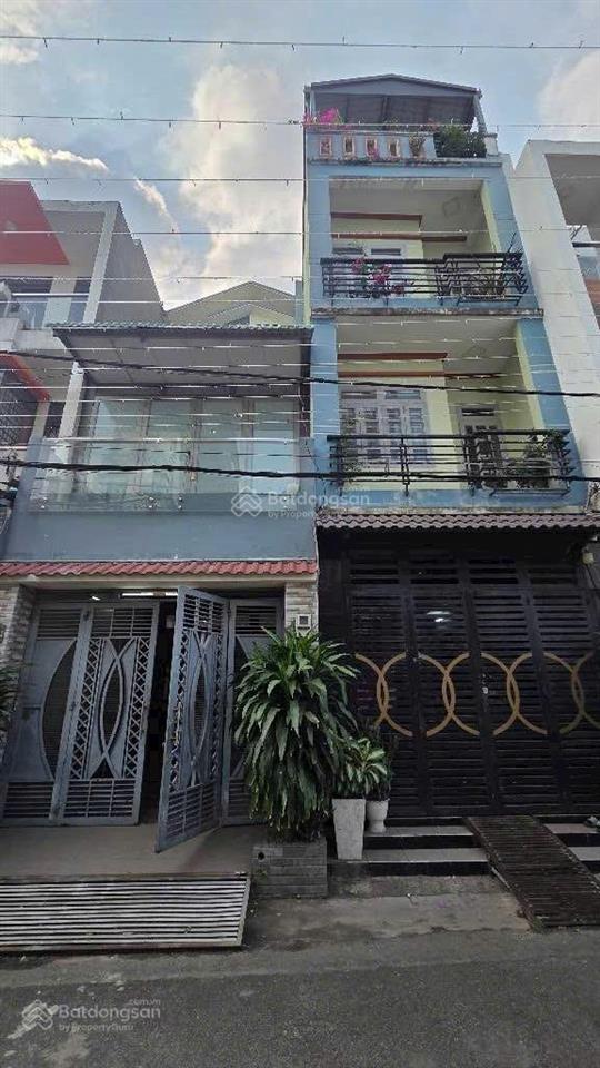 Nhà đẹp hẻm ô tô thông ô tô đậu trong nhà dt 4x17 4 tầng  5pn  hơn 5 tỷ