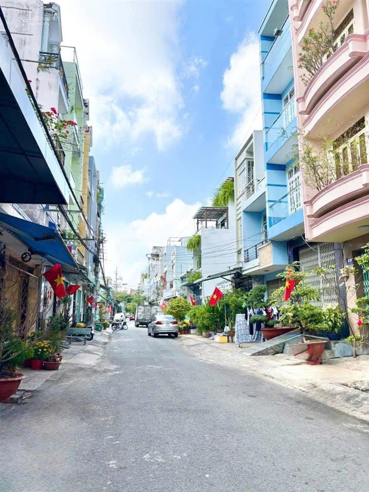 Mtkd tên lửa đường 12m  4 tầng  chỉ 7.2 tỷ