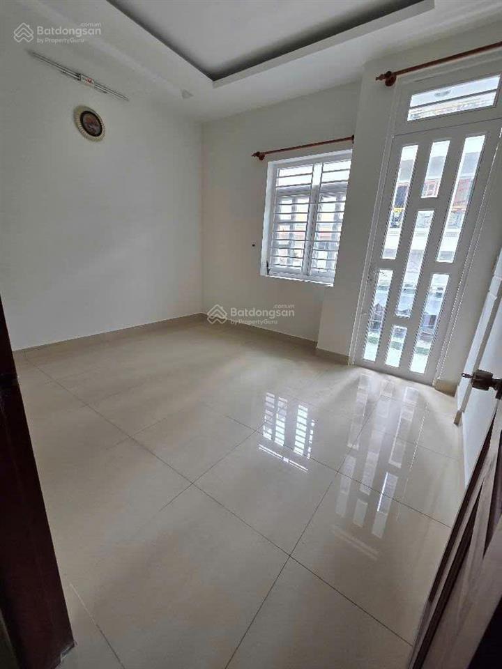 Mtkd tên lửa đường 12m  4 tầng  chỉ 7.2 tỷ