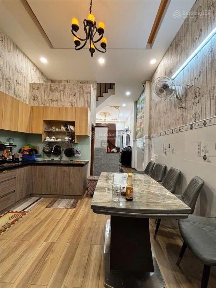 Nhà 5 tầng  52 m2 (4x13m)  không lg hẻm ô tô  gần aeon tên lửa 6pn. chủ nhiệt bán giảm còn 5.95