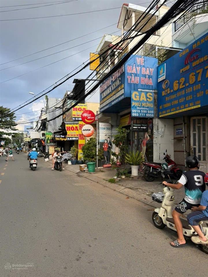 Mặt tiền kinh doanh buôn bán đường nhựa 10 m bình tân kế bên aeon tân phú. 6.1 tỷ tl