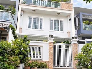 Biệt thự mini phường an lạc giáp tên lửa, quận 6  ngang lớn 6,5m * 18m.