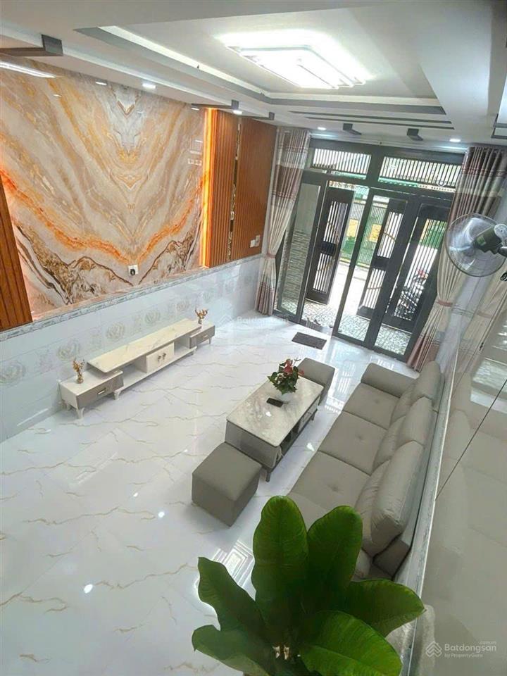 Giảm giá còn 6.98 tỷ nhà mới 4 tầng ngay chợ da sà, giáp quận 6