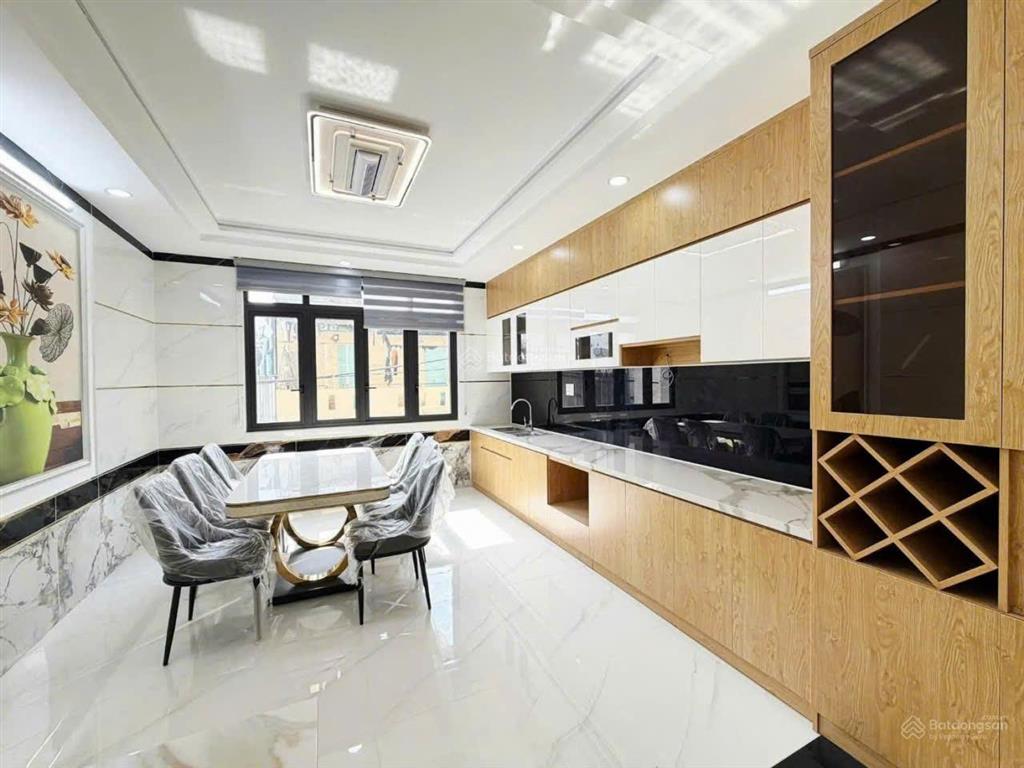 Nhà mới 4 tầng  khu lê văn quới  mã lò  tân kỳ tân quý  đường 6m xe tải