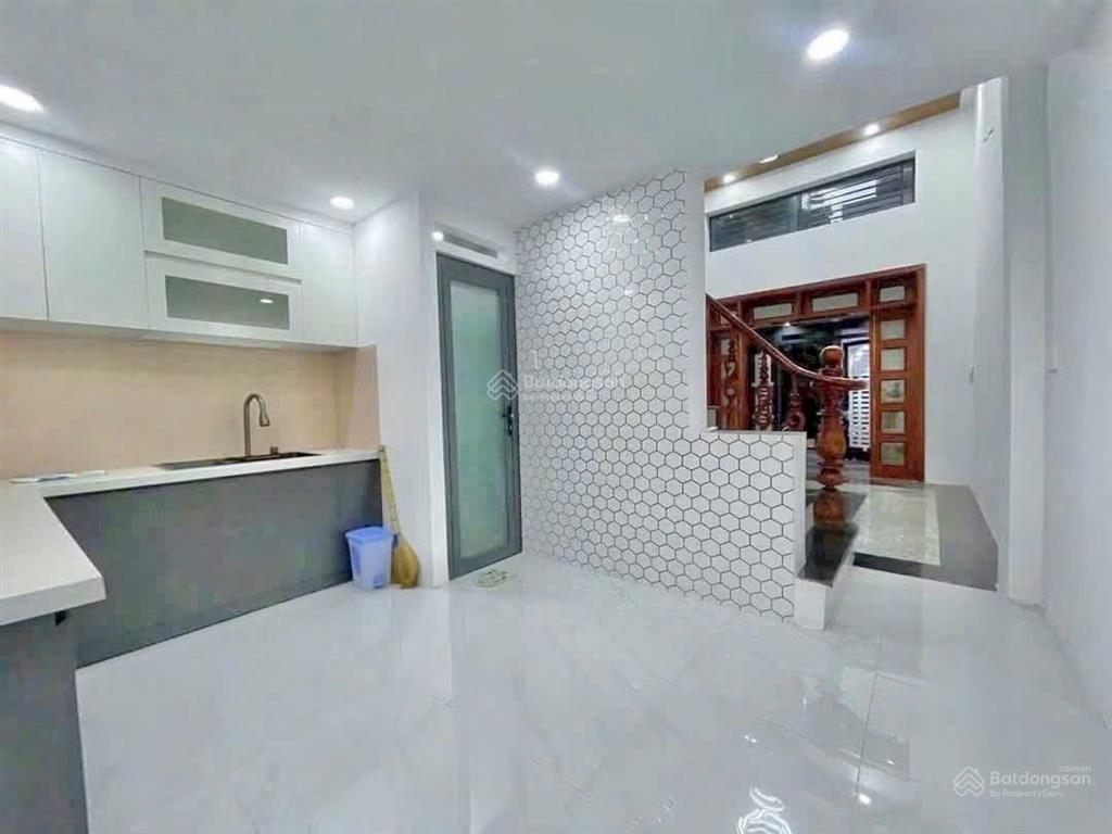 Nhà mới 4 tầng  khu lê văn quới  mã lò  tân kỳ tân quý  đường 6m xe tải