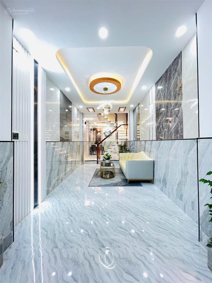 Hàng hiếm khu nguyễn tri phương, q10 gần bv hòa hảo. 68m2 xây 3 tầng kiên cố, hẻm 6m
