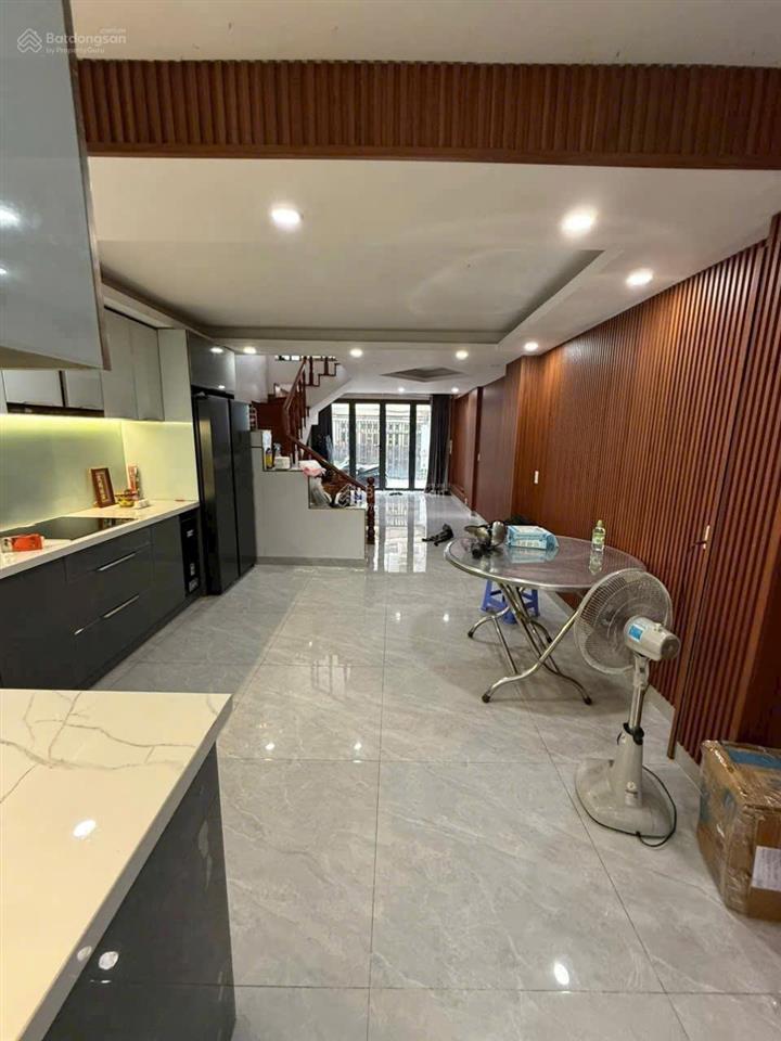 Sở hữu nhà 80m2 hẻm 5m xô viết nghệ tĩnh  gần q1, landmark 81. xây 4 tầng, sổ sẵn