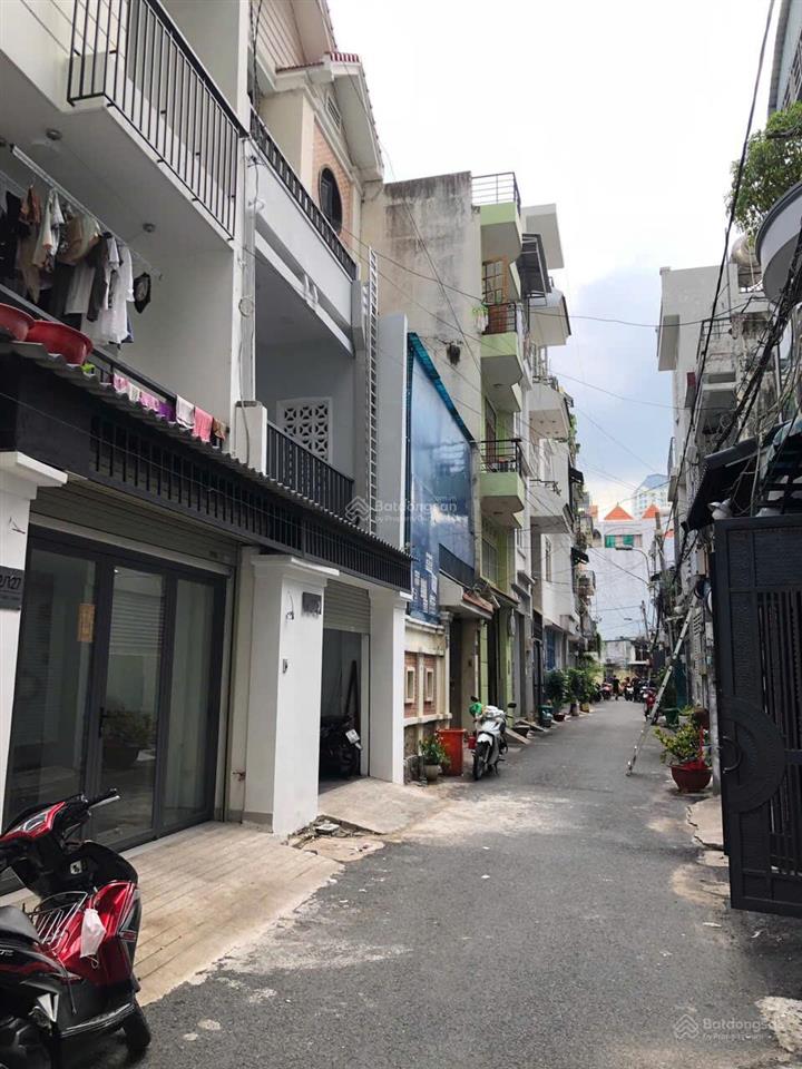 Khu an ninh gần trường cán bộ. nhà 69,7m2 chu văn an giá chỉ 4 tỷ 500. xây 1 trệt 2 lầu. hẻm 5m