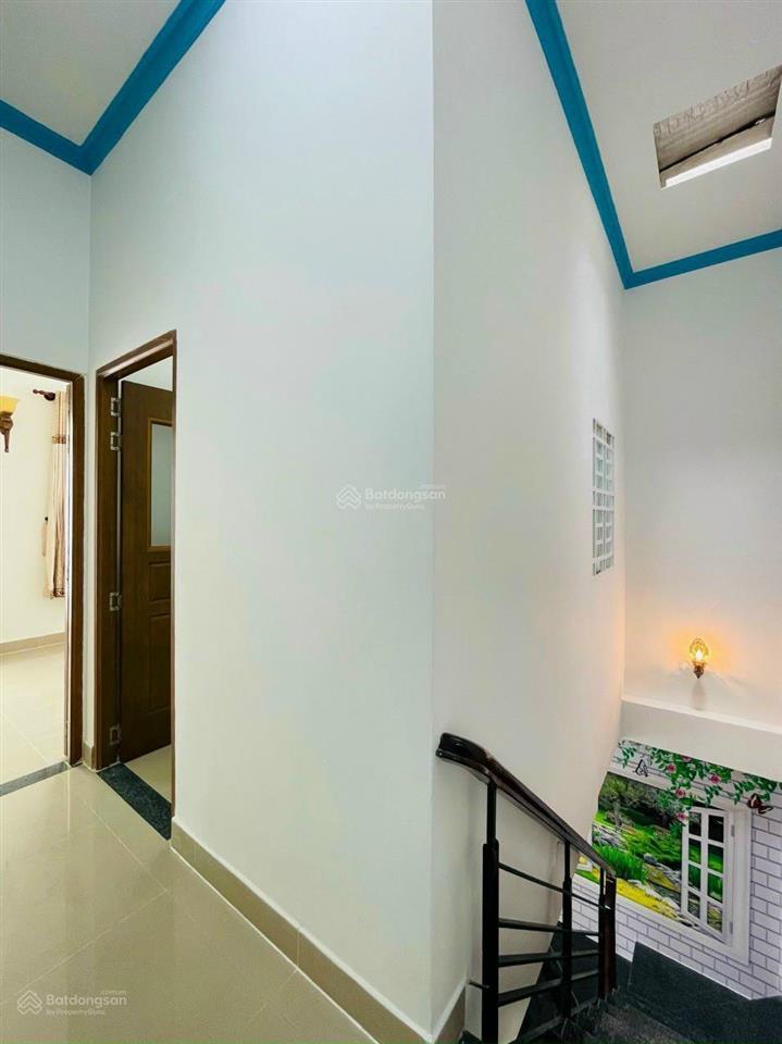 Oto tới tận cửa, nhà 34m2 trần quốc tuấn, gò vấp gần sân bay. xây 2 tầng, shr. kẹt bán 1 tỷ 560