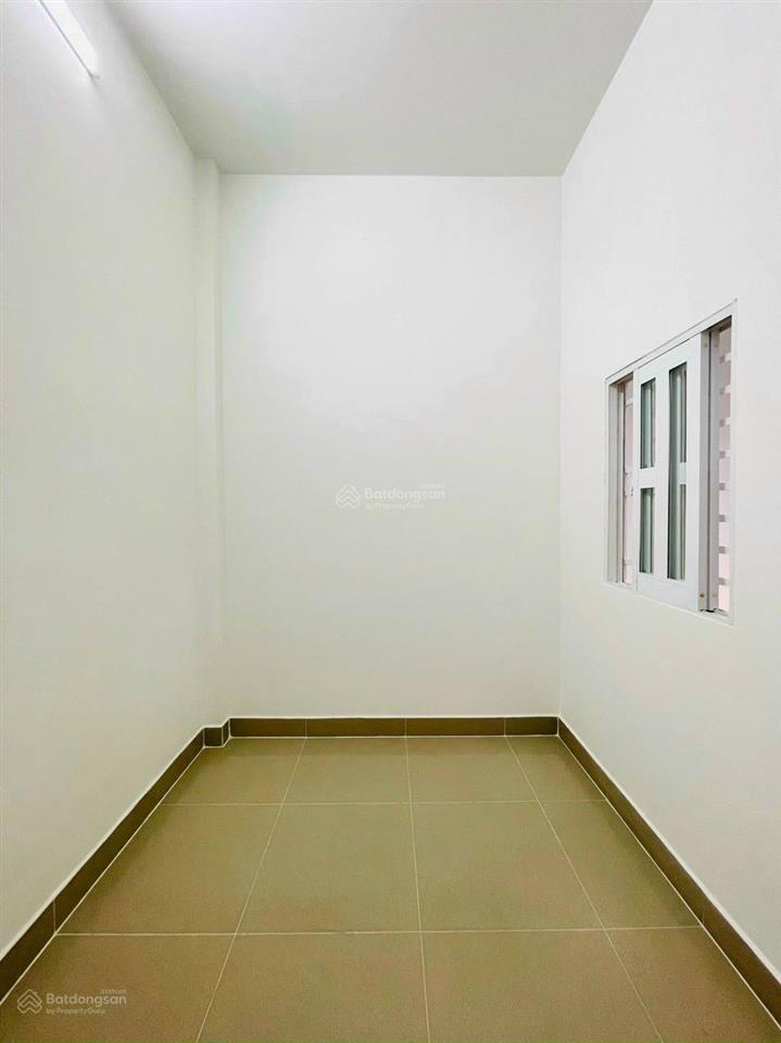 Oto tới tận cửa, nhà 34m2 trần quốc tuấn, gò vấp gần sân bay. xây 2 tầng, shr. kẹt bán 1 tỷ 560
