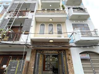 Bán gấp 4 tỷ 200. nhà trung tâm bình thạnh 74,2m2. hẻm 5m thông, xây 5 tầng. gần hutech, bà chiểu
