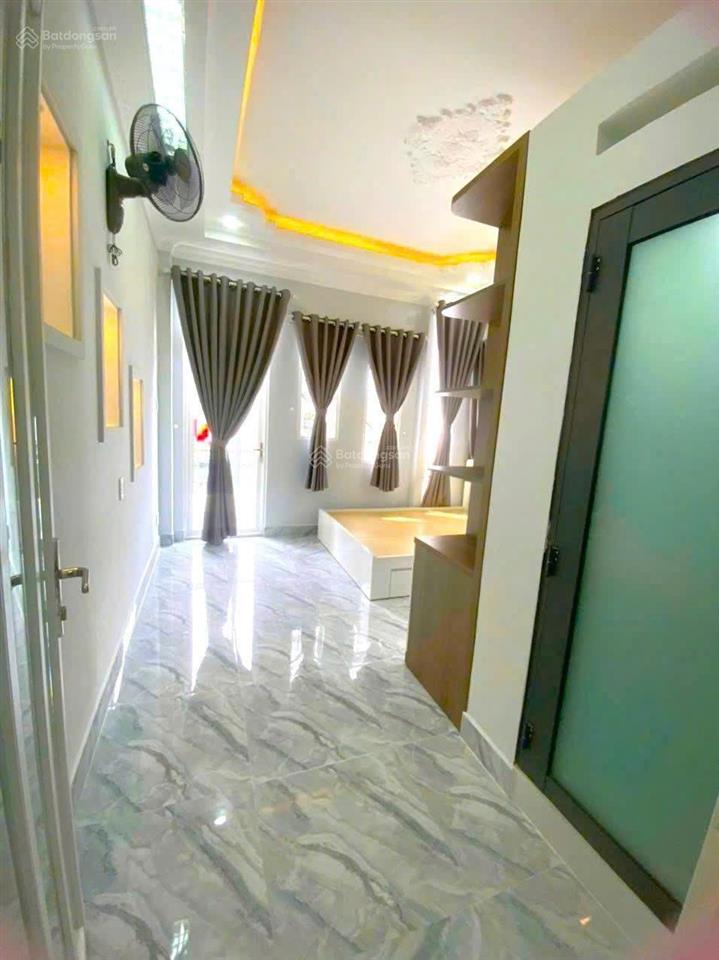 Bán nhà 52m2 dương bá trạc gần tạ quang bửu, 52m2 giá chỉ 2tỷ 390. xây 4 tầng, hẻm oto thông thoáng