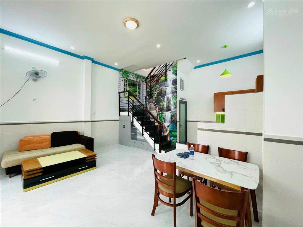 Oto tới tận cửa, nhà 34m2 trần quốc tuấn, gò vấp gần sân bay. xây 2 tầng, shr. kẹt bán 1 tỷ 560
