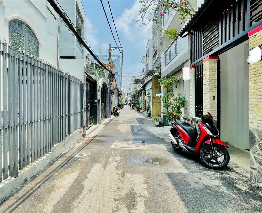 Oto tới tận cửa, nhà 34m2 trần quốc tuấn, gò vấp gần sân bay. xây 2 tầng, shr. kẹt bán 1 tỷ 560