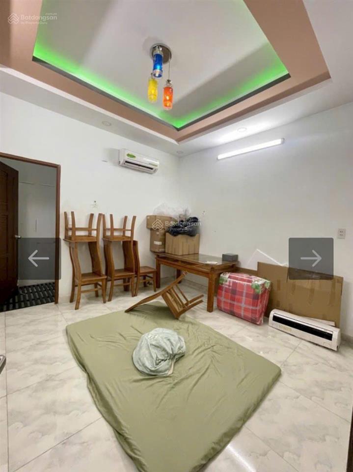 3,7 tỷ giảm còn 3 tỷ 450. nhà 67m2 trịnh đình trọng gần nhà thờ phú bình. xây 3 tầng đúc, sổ sẵn