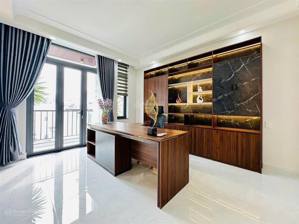 Nhà đẹp đào duy anh, phú nhuận 64m² xây 3 tầng  5pn 4wc  full nội thất. sổ sẵn