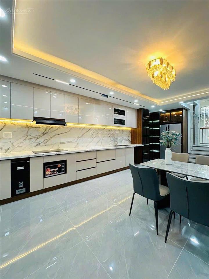 Nhà đẹp đào duy anh, phú nhuận 64m² xây 3 tầng  5pn 4wc  full nội thất. sổ sẵn