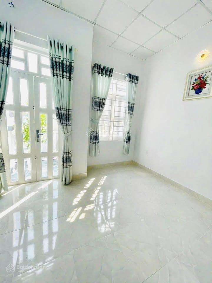 Nhà 40m² hẻm ô tô nam kỳ khởi nghĩa, q3  gần grand central. xây 4 tầng  4pn, giá chỉ 2 tỷ 230