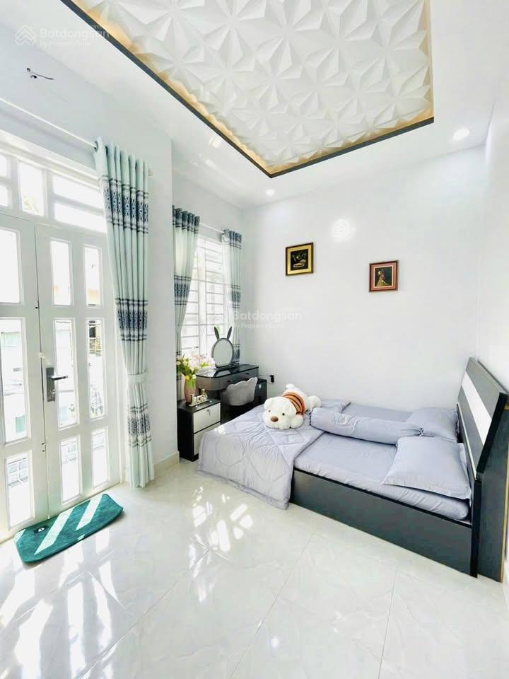 Chủ kẹt bán 2,6 tyt. nhà 40m hẻm ô tô nam kỳ khởi nghĩa, q3 gần grand central. xây 4 tầng  4pn