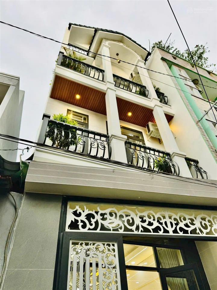 Chủ bán 5 tỷ 990. nhà hẻm xe hơi lê trực gần ung bướu. có nhà 48,2m2 xây 3 tầng 4pn, sổ sẵn