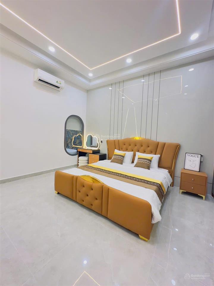 Nhà 59.6m2 lê quang định gần chợ gò vấp, xây 3 tầng, hẻm 6m, sổ hồng riêng