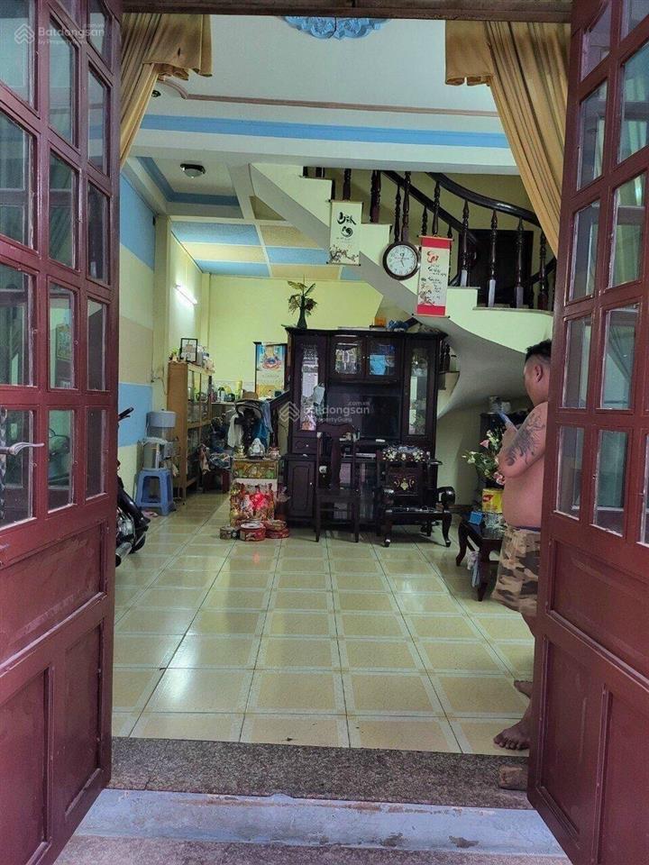 2 tỷ hạ còn 1 tỷ 880. căn huỳnh văn nghệ 37m² tân bình xây 1 trệt 2 lầu. gần chợ tân trụ, hẻm 4m.