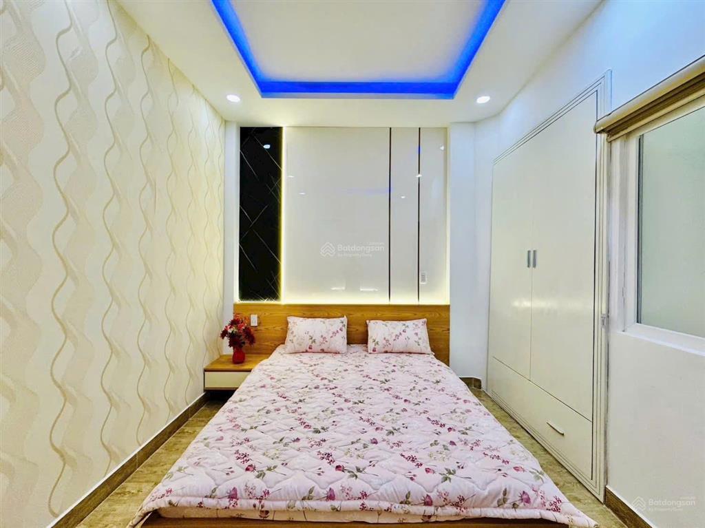 Bán nhà hẻm xe hơi lê trực, bình thạnh 48m² xây 3 tầng 4pn, sổ riêng, giá 5 tỷ 090. gần ung bướu
