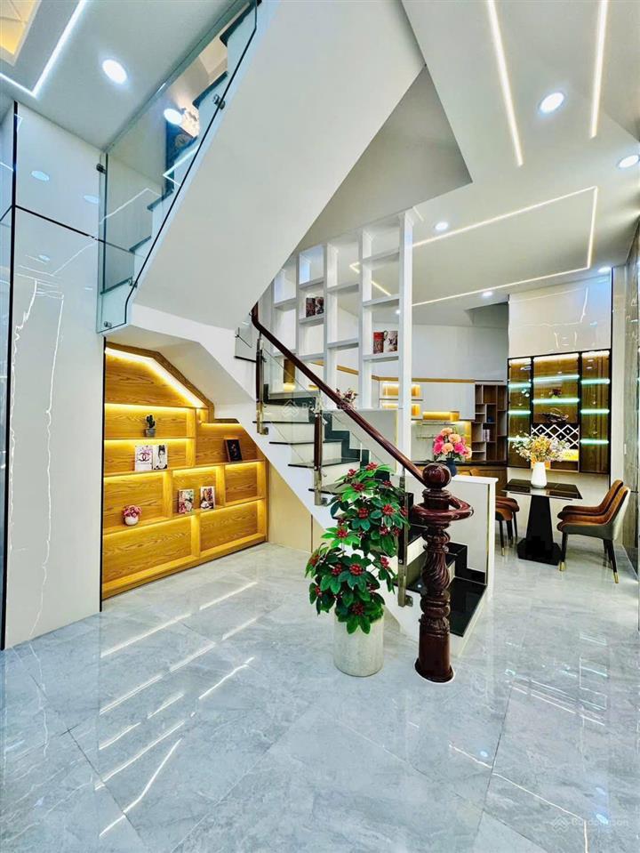 Bán nhà hẻm xe hơi lê trực, bình thạnh 48m² xây 3 tầng 4pn, sổ riêng, giá 5 tỷ 090. gần ung bướu