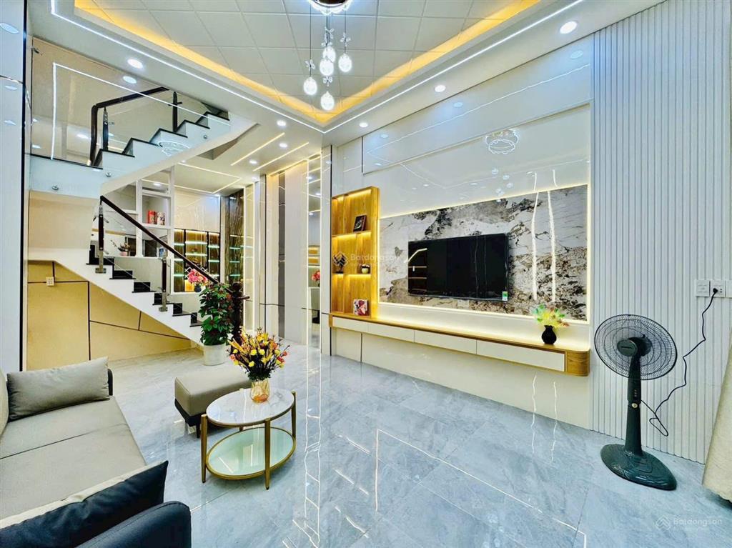 Bán nhà hẻm xe hơi lê trực, bình thạnh 48m² xây 3 tầng 4pn, sổ riêng, giá 5 tỷ 090. gần ung bướu