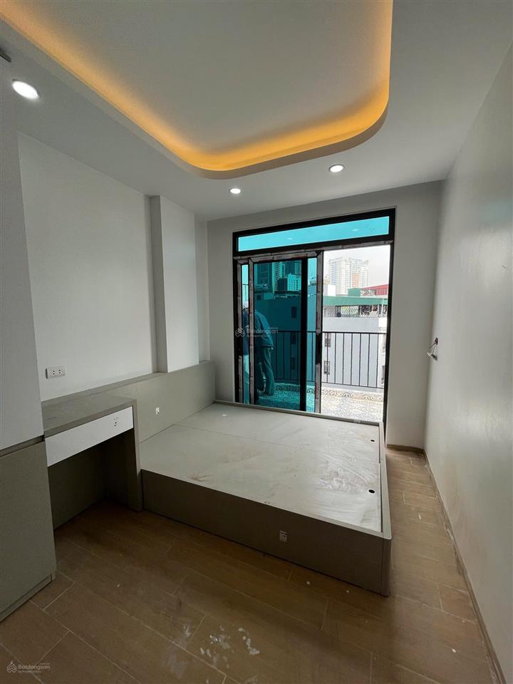 Cho thuê studio ô tô đỗ cửa ngay mỹ đình, full đồ nội thất mới, giá thuê 6tr5, ở được luôn!