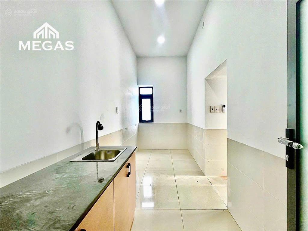 Phòng ban công, tách bếp, ngay đặng văn bi  trường thọ