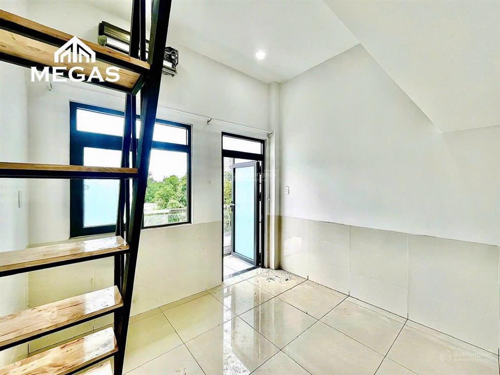 Phòng ban công, tách bếp, ngay đặng văn bi  trường thọ