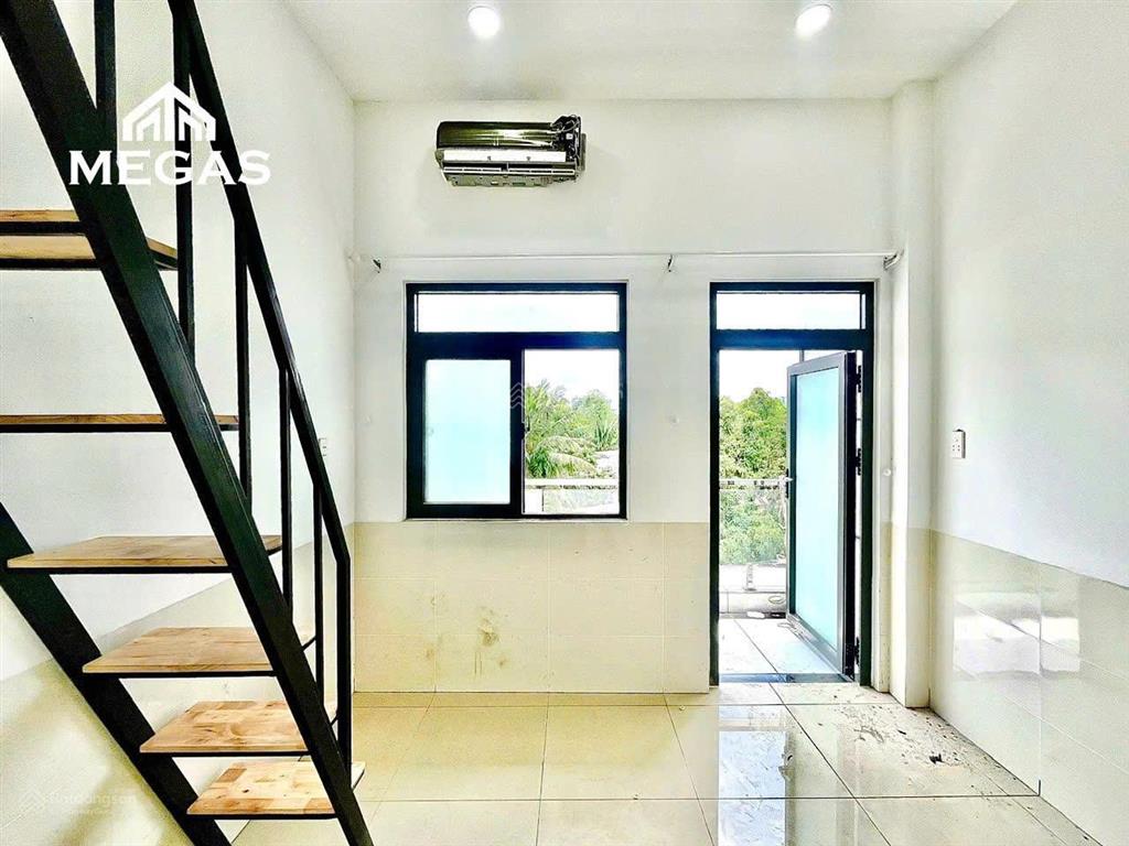 Phòng ban công, tách bếp, ngay đặng văn bi  trường thọ