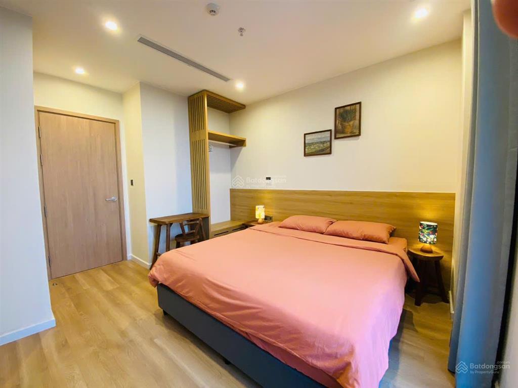 Gấp  căn góc 2pn  nội thất sịn đã vận hành cho thuê