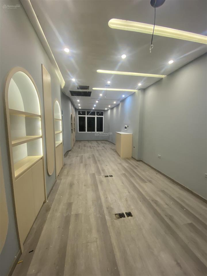 Cho thuê nhà mặt phố ô chợ dừa  q. đống đa, 65m2 x 4 tầng, mt 4.5m, giá 45 triệu, kd mọi mô hình