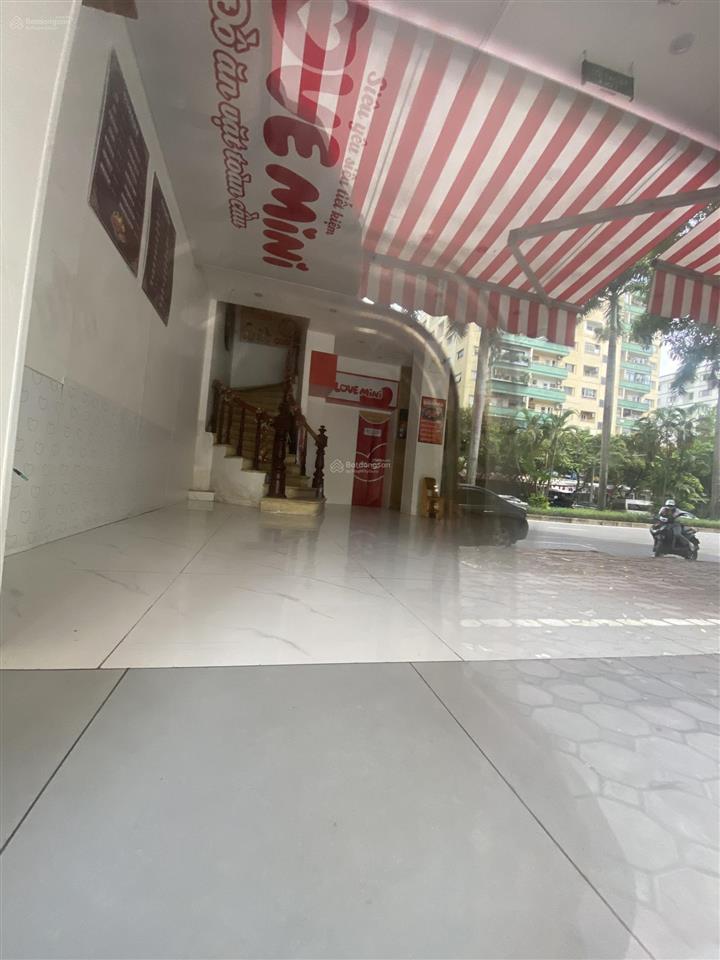 Hiếm! cho thuê nhà hàm nghi 90m2 x 5 tầng, mặt tiền 8m, via hè rộng có thang máy, giá 80 triệu