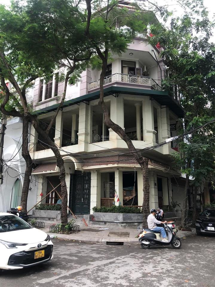 Cho thuê nhà lô góc mặt phố thái hà, đống đa 80m² x 3 tầng, mặt tiền rộng 18m, giá 80 triệu/tháng