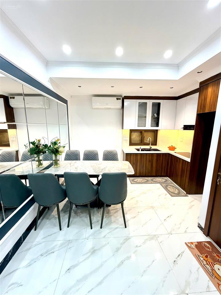 Bán nhà dân xây  hồ tùng mậu  48m2 lô góc  mặt tiền 10m  full nội thất  8.35 tỷ